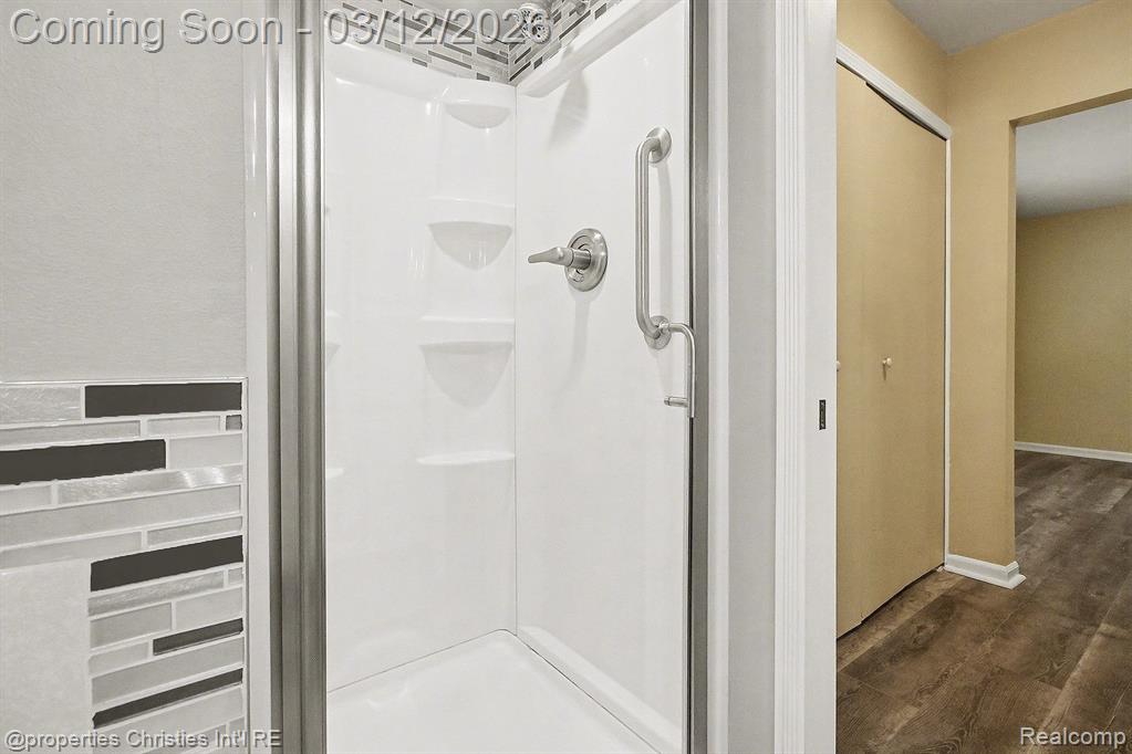 42160 Woodward Avenue, 86, Bloomfield Hills, MI 48304 — Photo 14