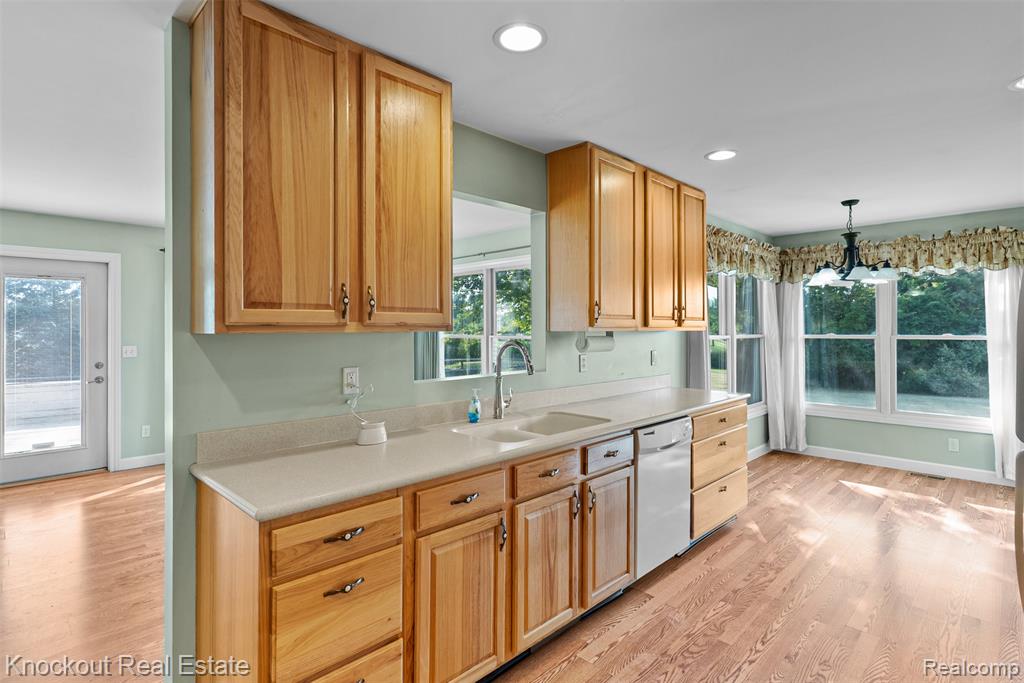 1045 Wels Lane, Vassar, MI 48768 — Photo 27