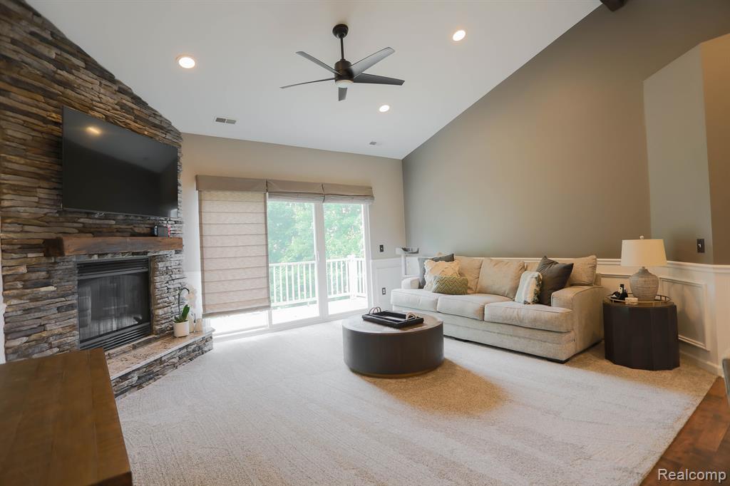 5112 Mesa Drive, Shelby Twp, MI 48316 — Photo 10