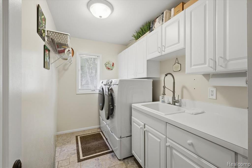 10005 Creekwood Trail, Davisburg, MI 48350 — Photo 29