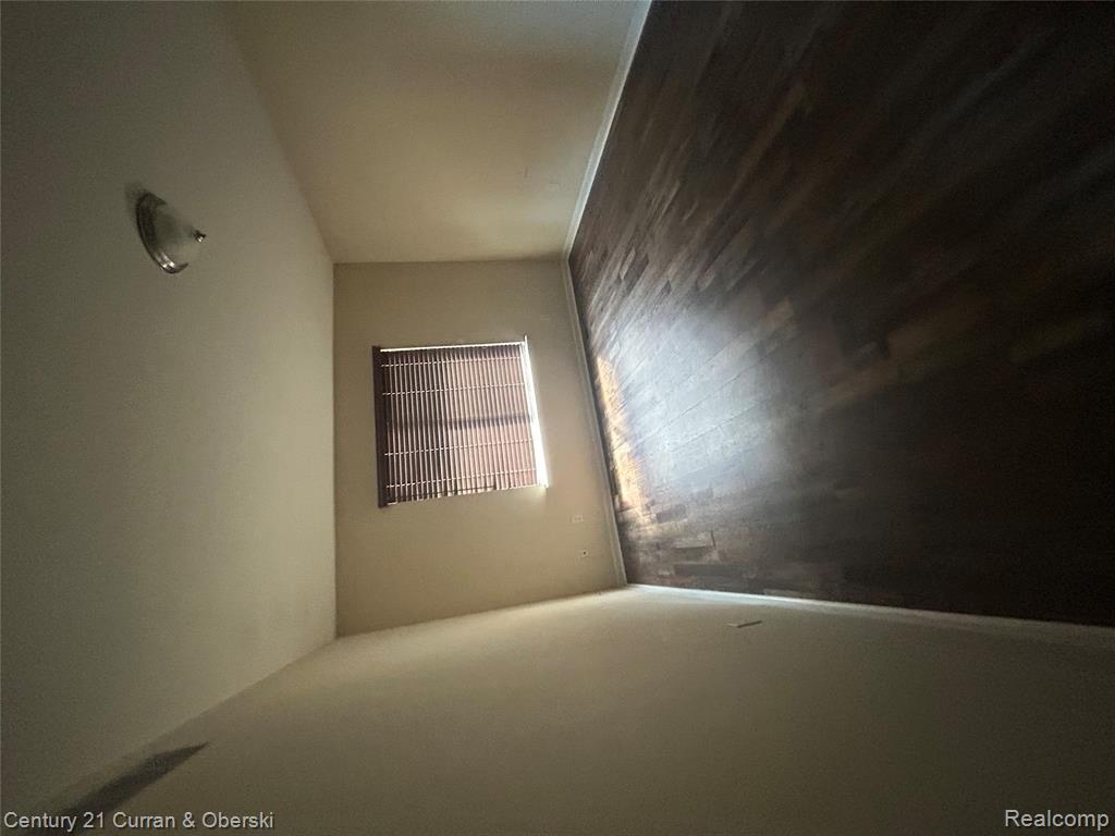 183 Legacy Park Circle, Dearborn Heights, MI 48127 — Photo 9