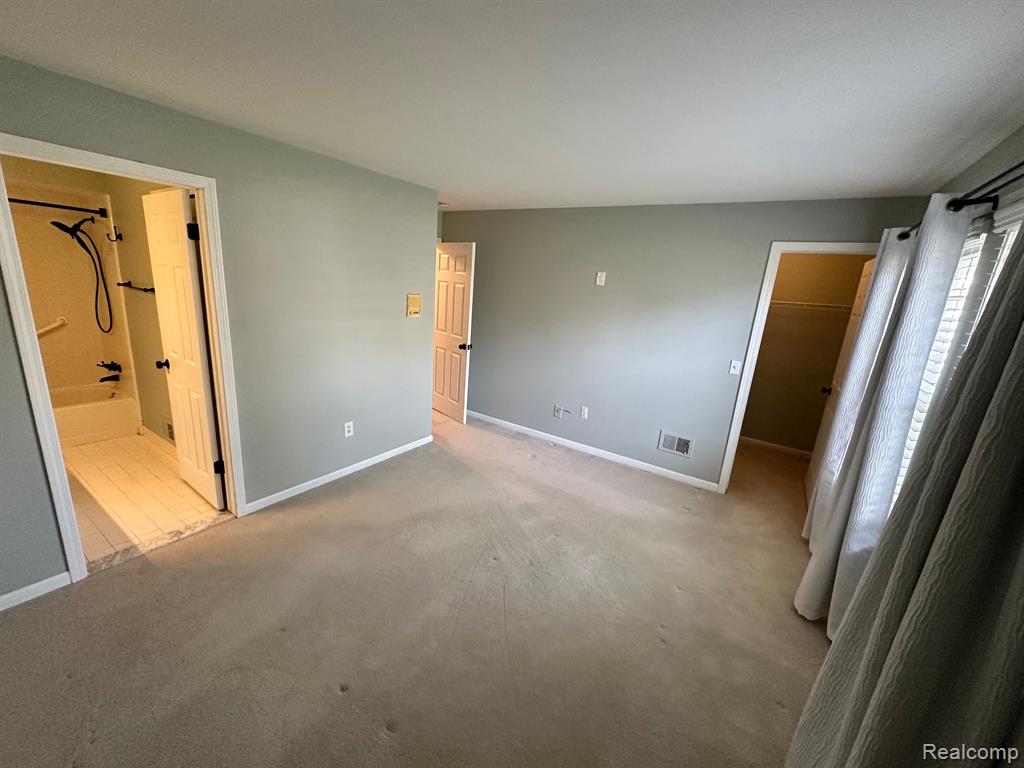 6633 Bellows Court, West Bloomfield, MI — Photo 15