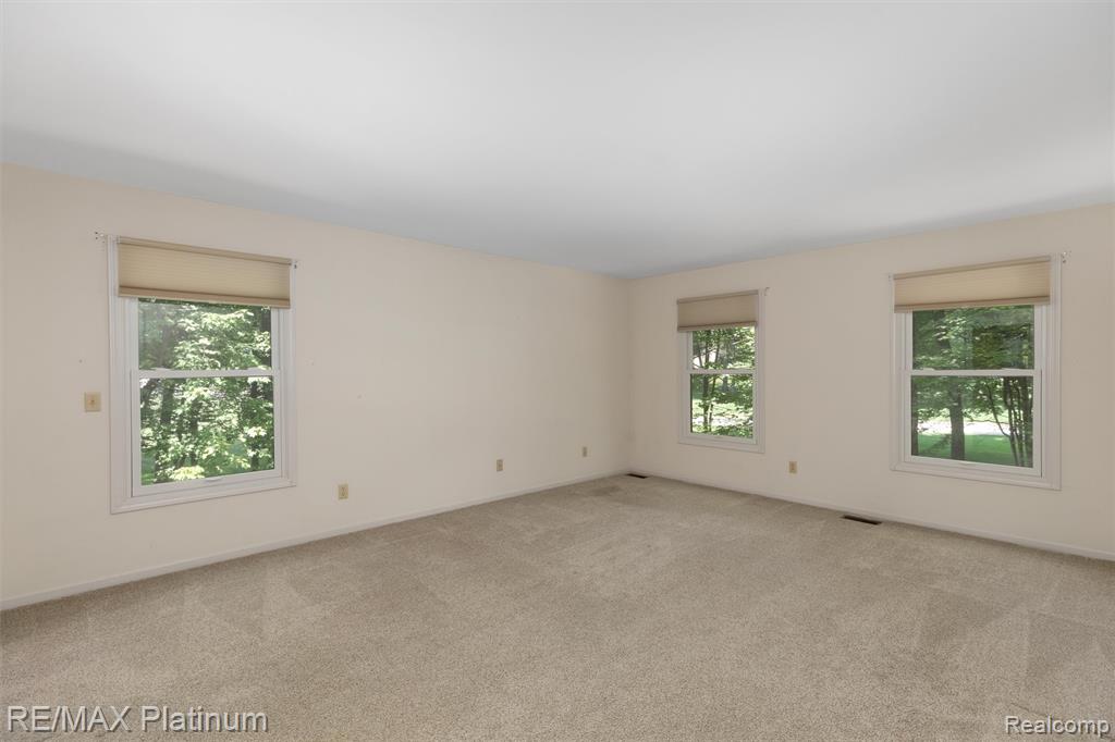 2250 Pepperidge Trail, Brighton, MI 48114 — Photo 25