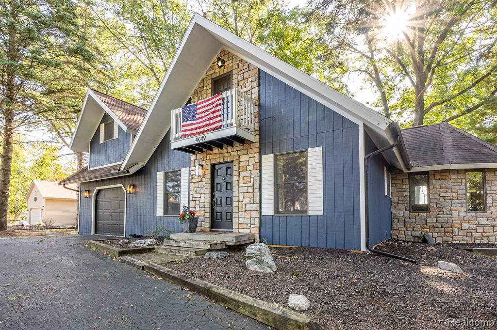 4649 Queens Way, Gladwin, MI 48624 — Photo 2
