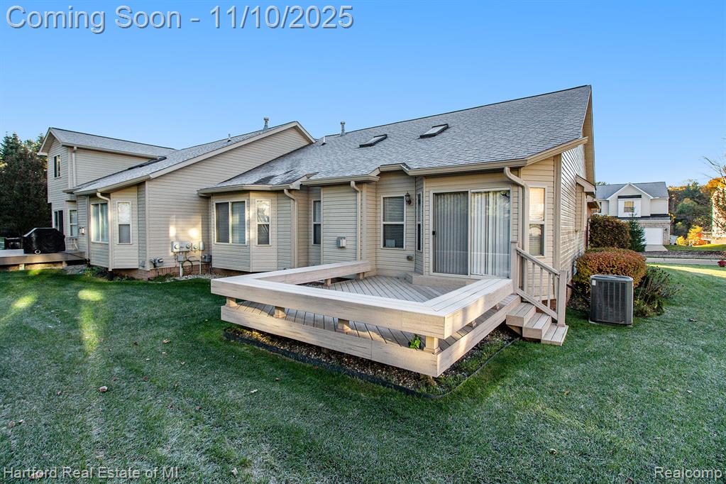 59572 Twin Pines Drive Twin Pines Drive, New Hudson, MI 48165 — Photo 18