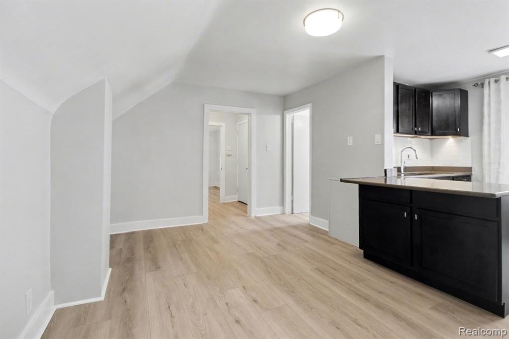6477 Westpoint Street, Taylor, MI — Photo 4