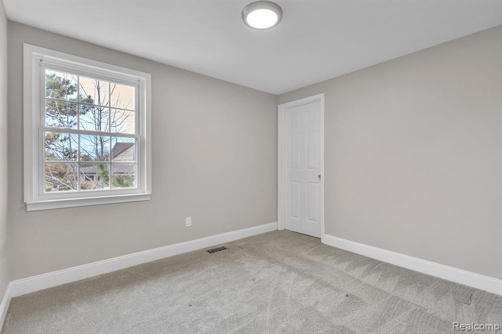 6964 Harvard Lane, Canton, MI 48187 — Photo 21