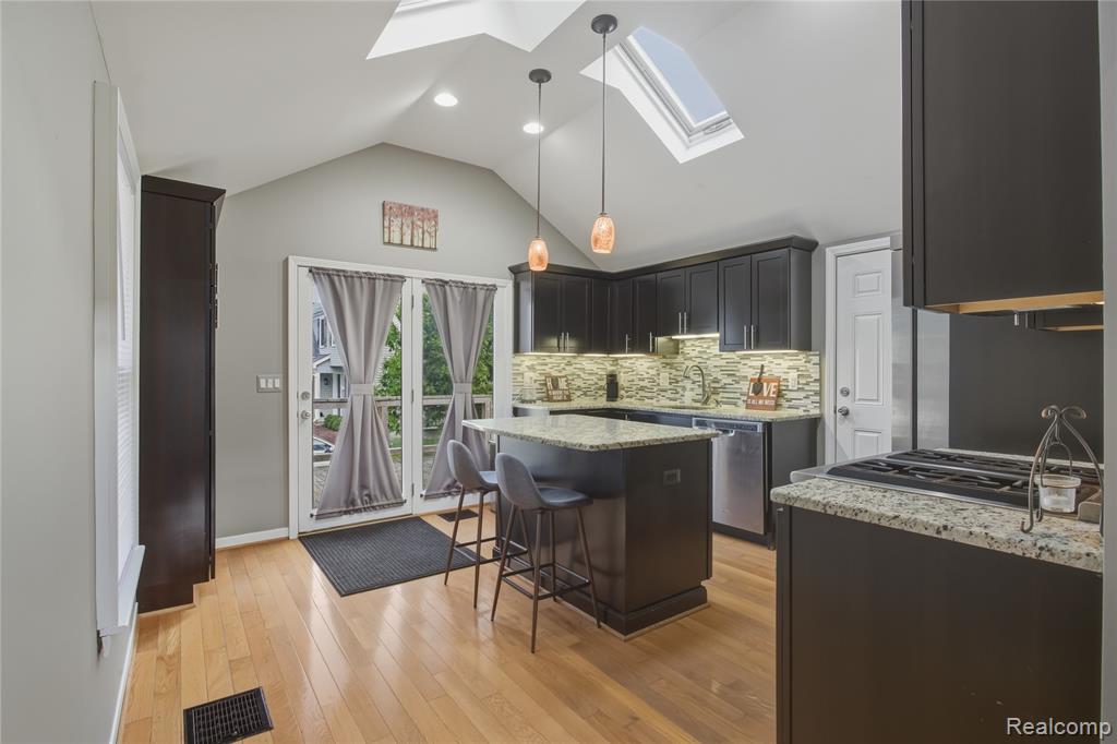703 Parkdale Road, Rochester, MI 48307 — Photo 5