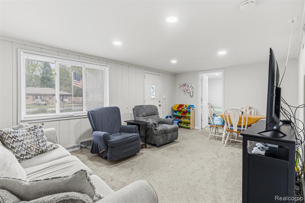 3102 Coin Street, Burton, MI 48519 — Photo 5