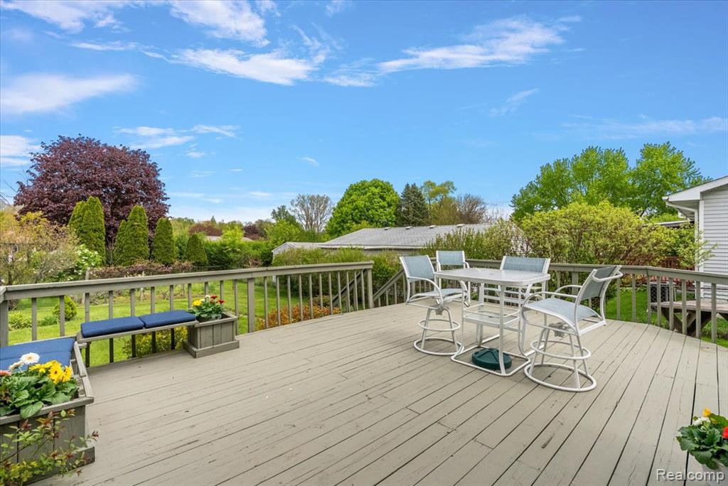 2832 Warrior Drive, Wixom, MI 48393 — Photo 43