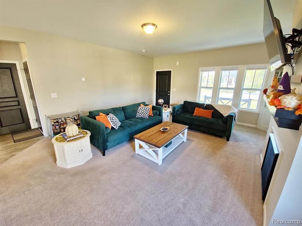9270 NORMANDY Lane, Ypsilanti, MI 48197 — Photo 11