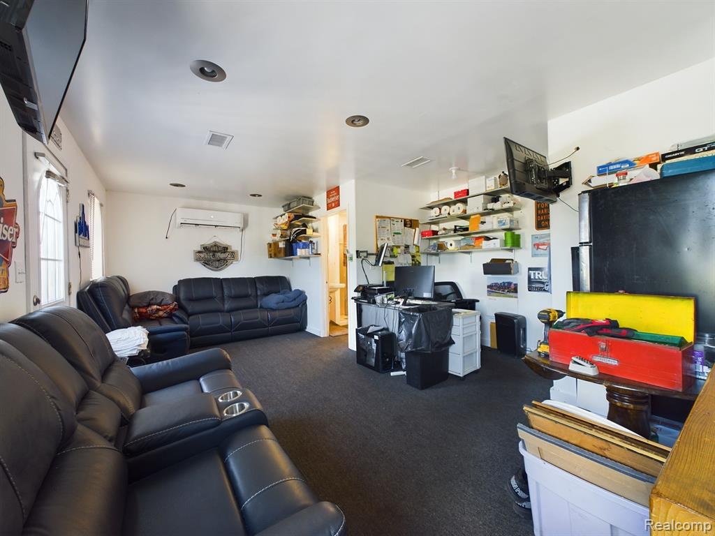 4512 E M 21, Corunna, MI 48817 — Photo 32