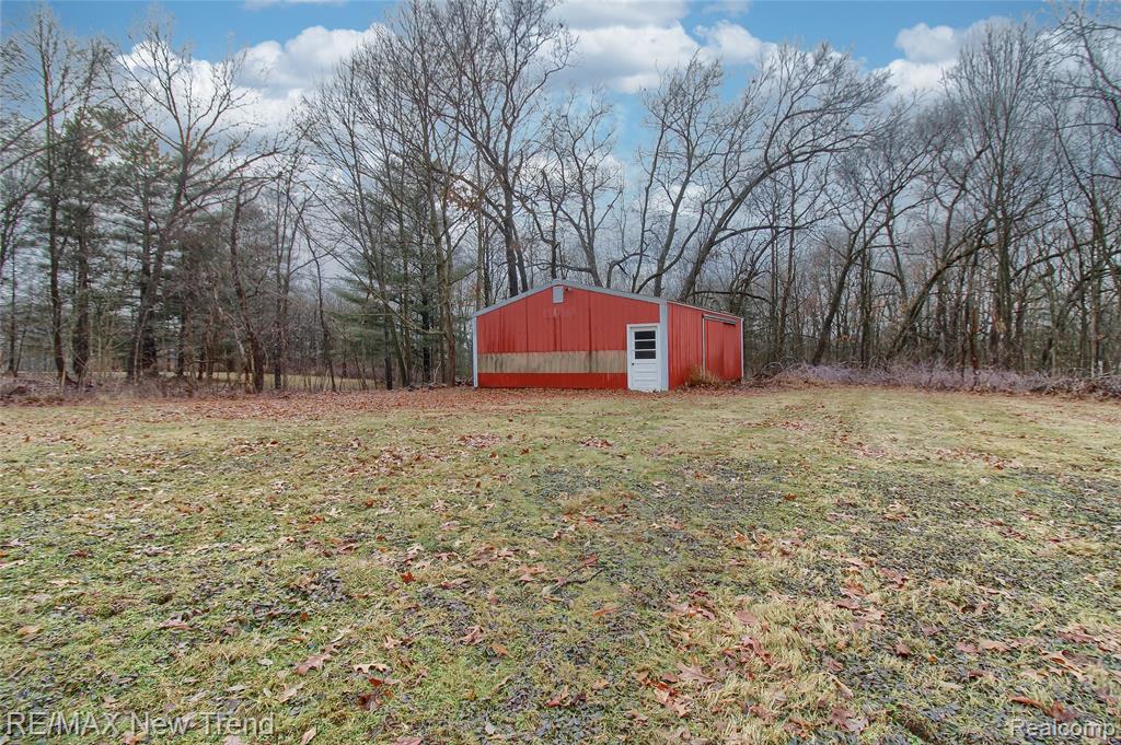 2470 Chilson Road, Howell, MI 48843 — Photo 40