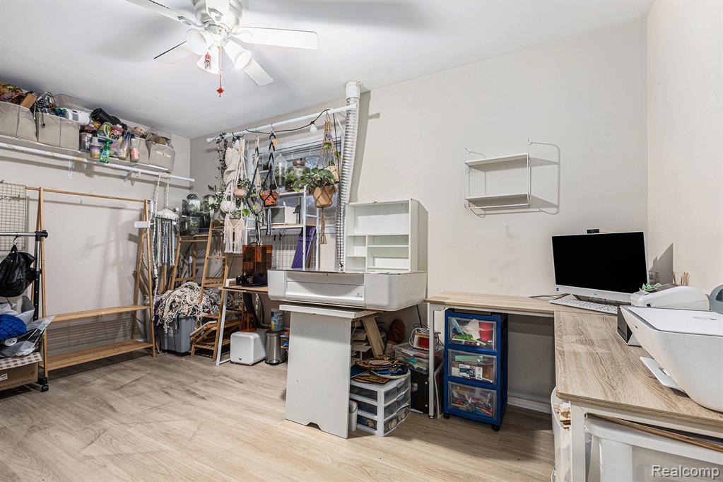 7866 Dudley Street, Taylor, MI 48180 — Photo 13