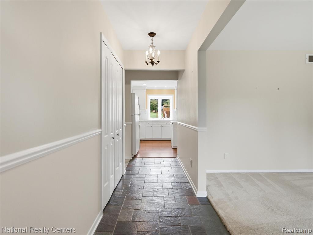 6858 Wellesley Terrace, Clarkston, MI — Photo 20