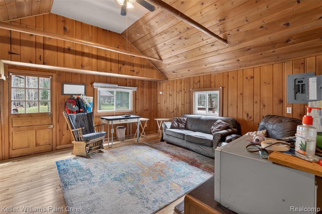 5429 Daily Road, Clement, MI 48610 — Photo 2