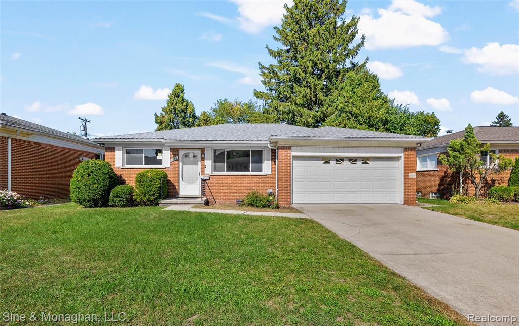 4079 Sudbury Drive, Warren, MI 48092 — front exterior