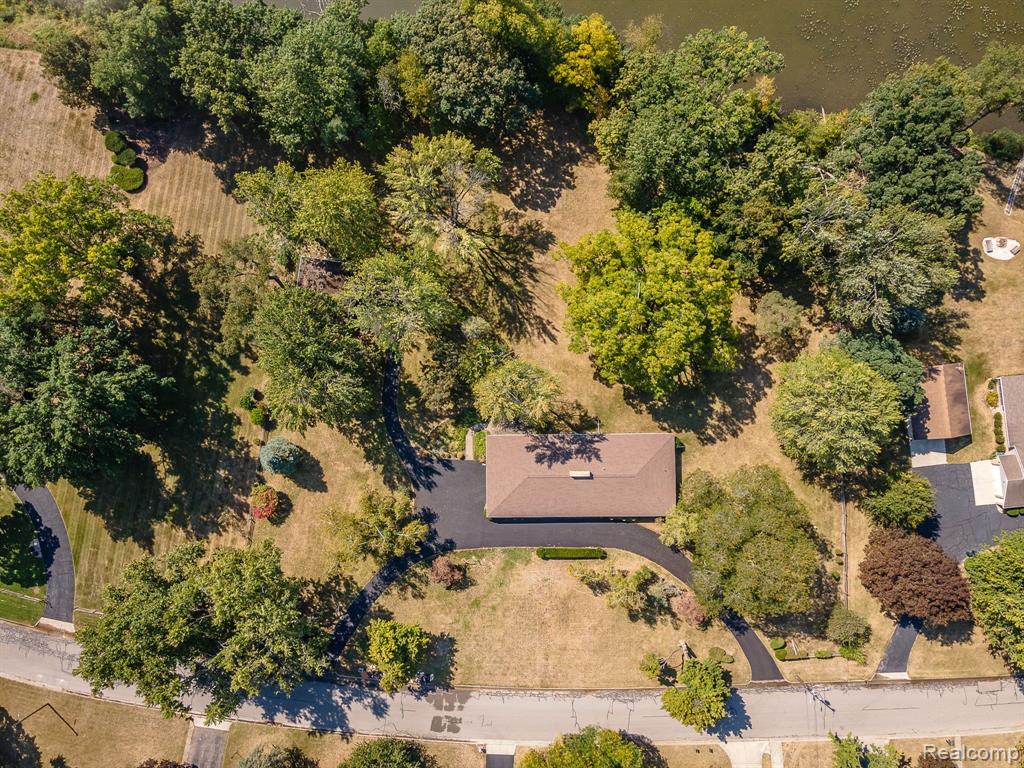 915 RED MILL Drive, Tecumseh, MI 49286 — Photo 55