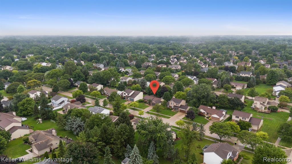 24923 FAIRWAY HILLS Drive, Novi, MI — Photo 39