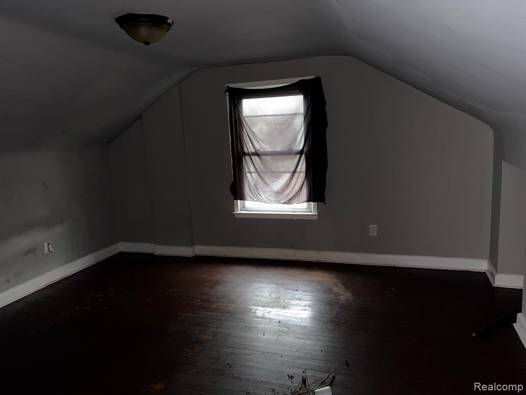 5095 FARMBROOK Street, Detroit, MI 48224 — Photo 11