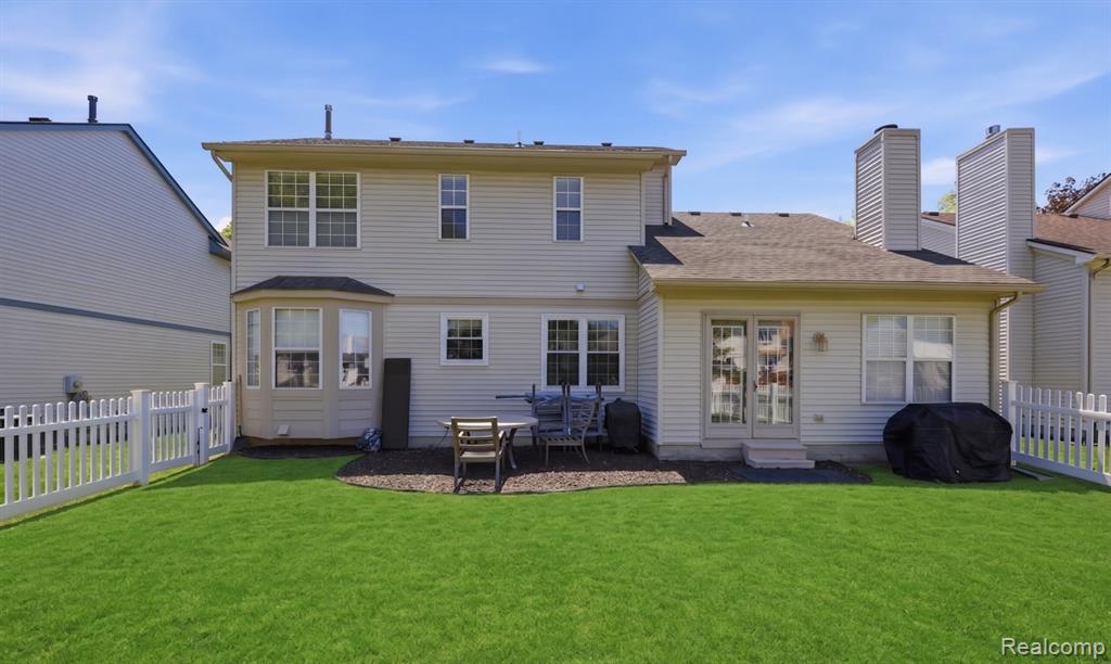 46604 Aarons Way, Canton, MI 48188 — Photo 36