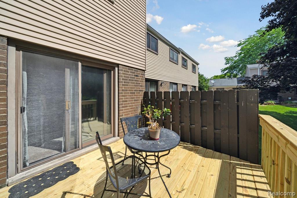 8312 LAKEVIEW Drive, Ypsilanti, MI 48198 — Photo 20