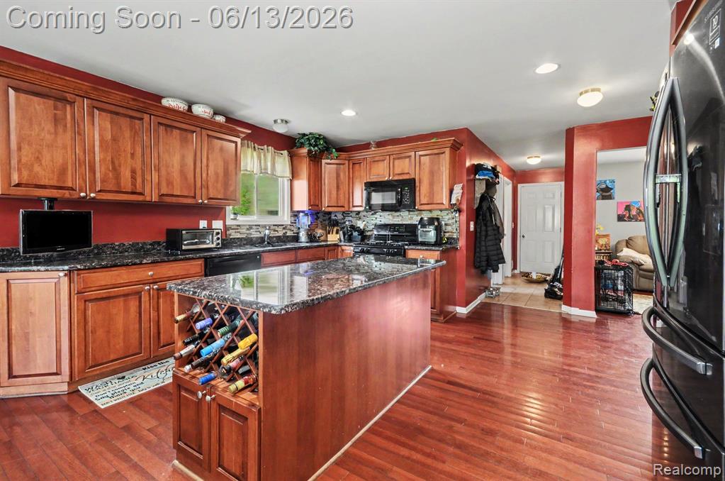 26820 Alderman Court, Harrison Township, MI — Photo 15