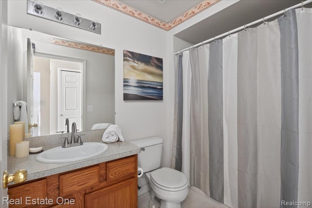 460 Golf Villa Drive, 9, Oxford, MI 48371 — Photo 21