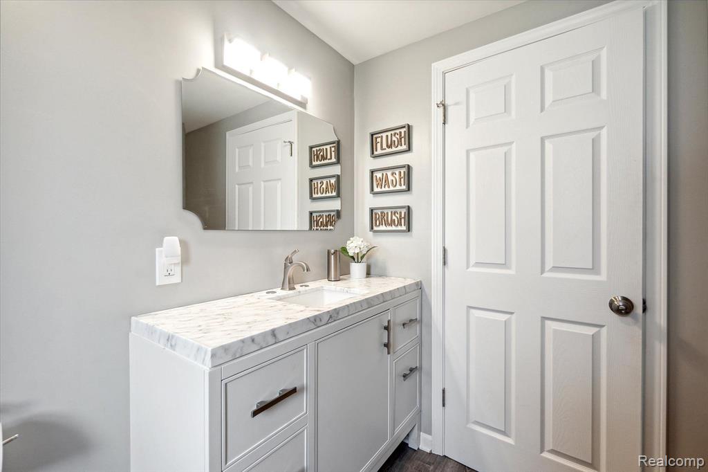 164 BALL Street, Ortonville, MI 48462 — Photo 15