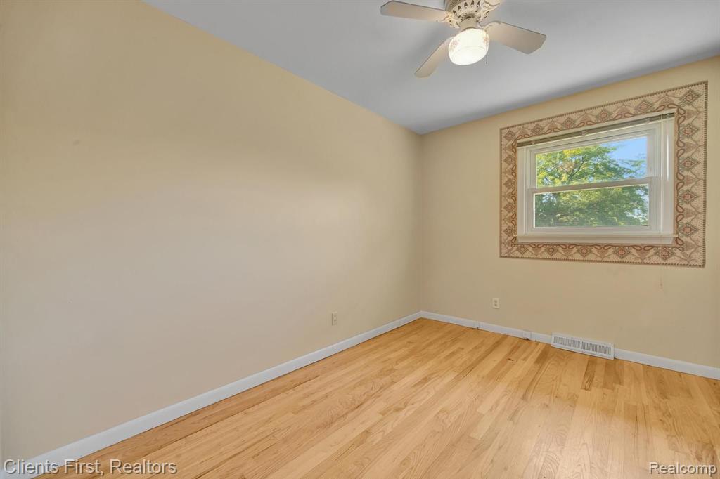 505 MAULBETSCH Street, Ypsilanti, MI 48197 — Photo 10