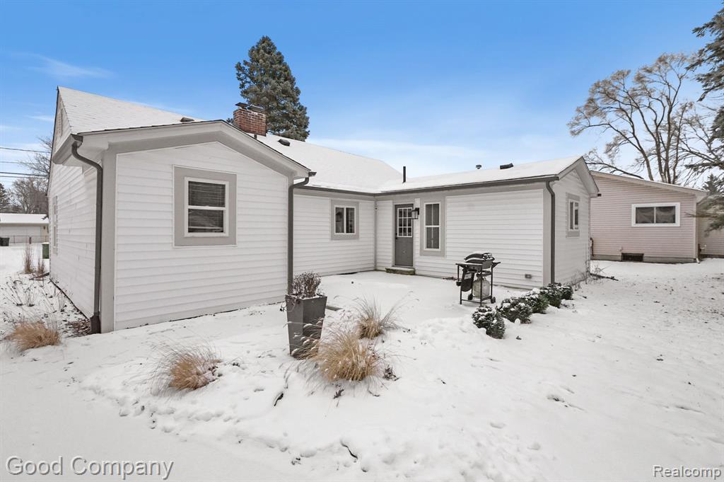 47155 VANKER Avenue, Shelby Twp, MI 48317 — Photo 23