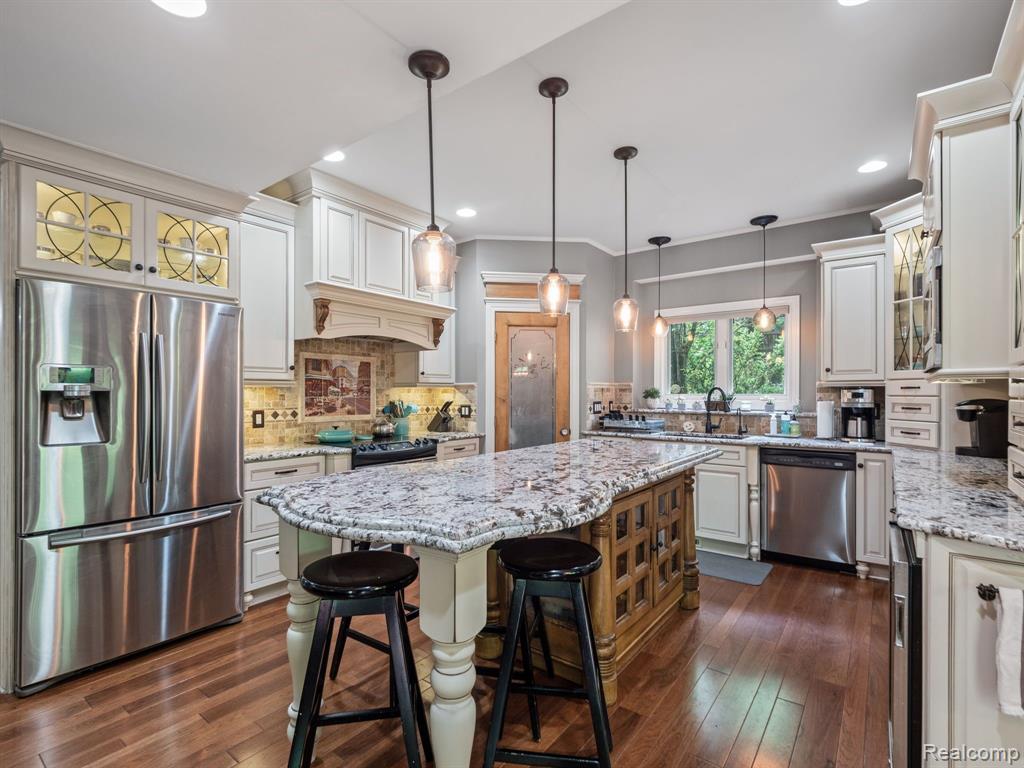8897 MORNING MIST Drive, Clarkston, MI 48348 — Photo 16