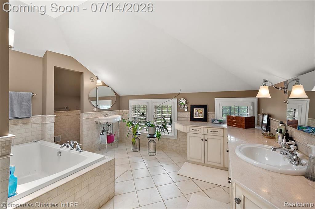 974 Ann Street, Birmingham, MI 48009 — Photo 46