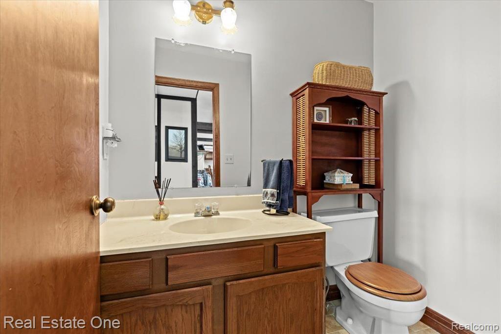 5595 NAVAJO Trail, Pinckney, MI 48169 — Photo 21