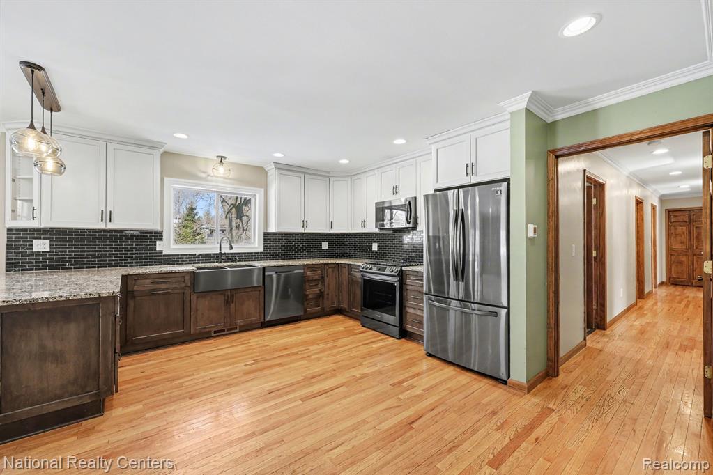 515 E Dawson Road, Milford, MI 48381 — Photo 3