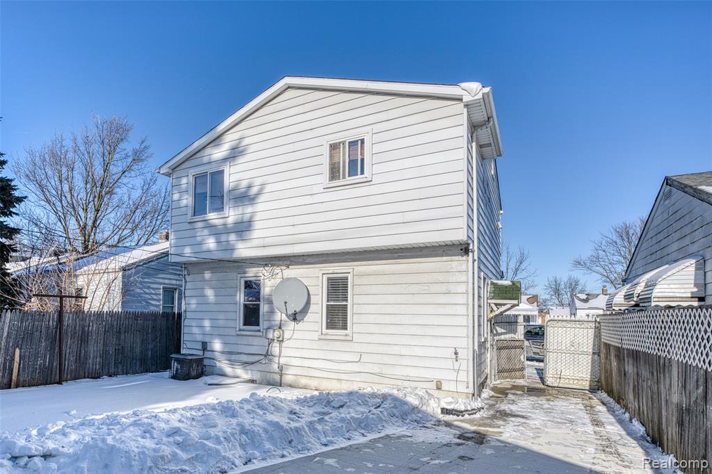2209 Progress Avenue, Lincoln Park, MI 48146 — Photo 38
