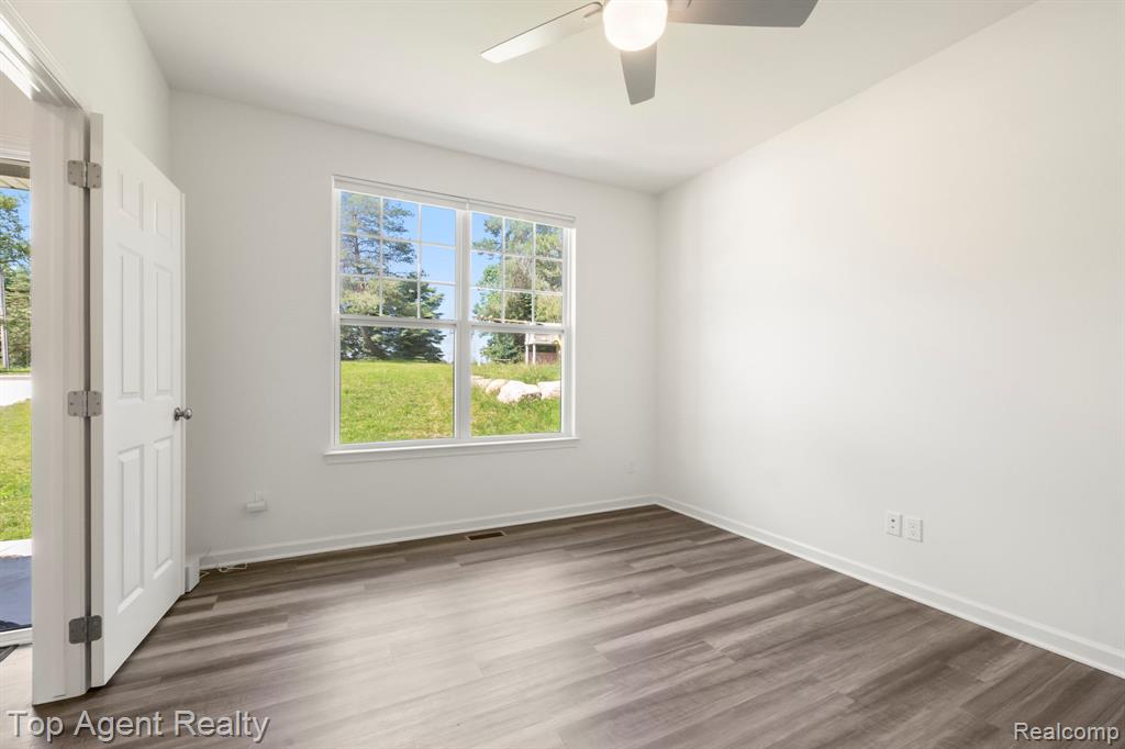63770 Dequindre Road, Washington, MI 48095 — Photo 7