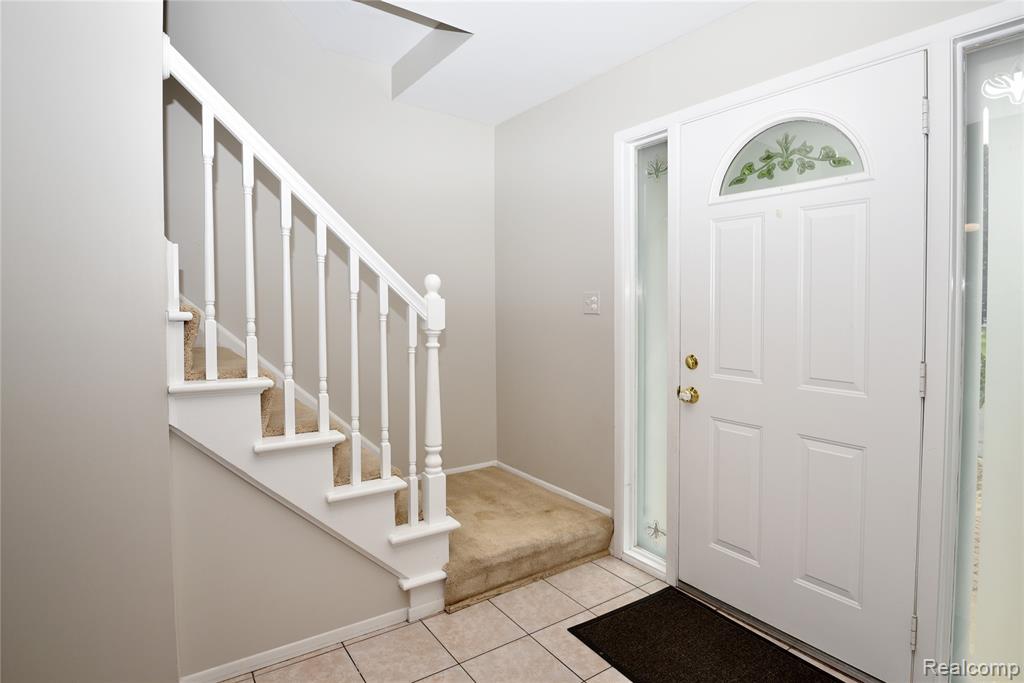 6835 Limerick Lane, Troy, MI 48098 — Photo 20
