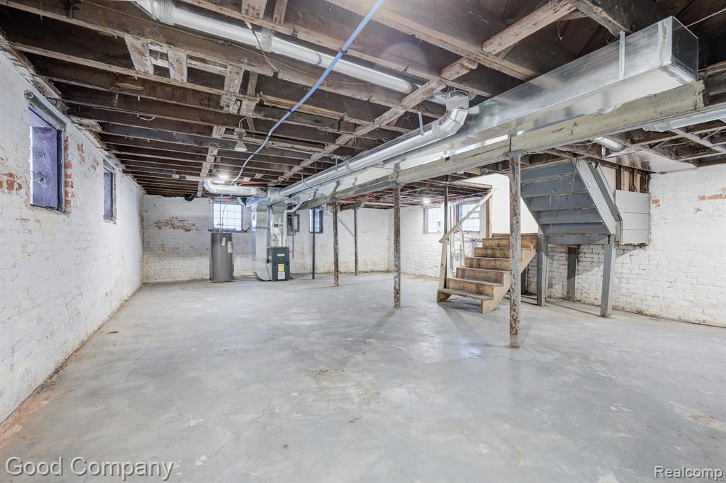 849 CHALMERS Street, Detroit, MI 48215 — Photo 31