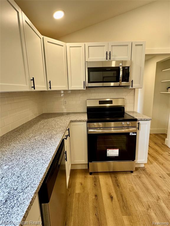 7562 Church Street, Swartz Creek, MI 48473 — Photo 16