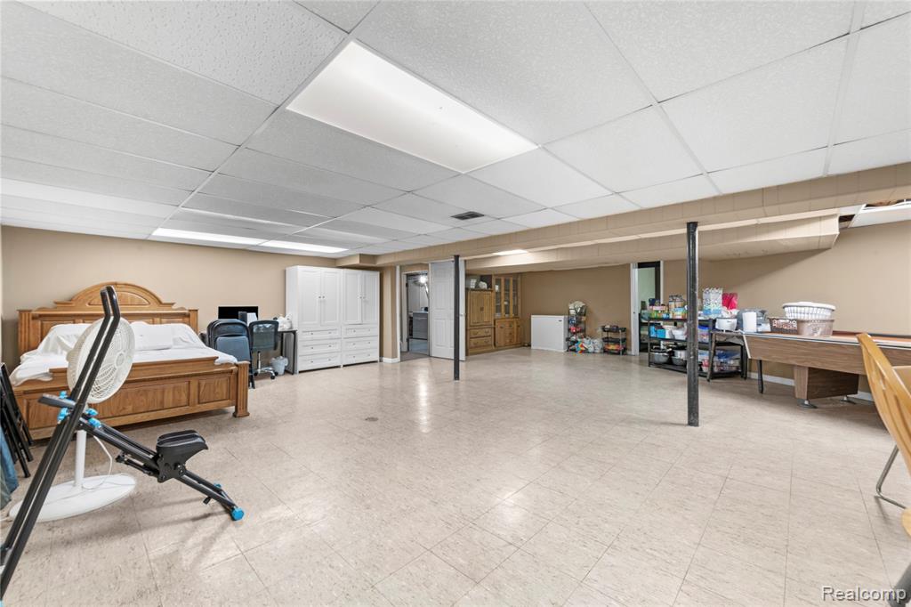 29410 Runey Drive, Warren, MI 48092 — Photo 28
