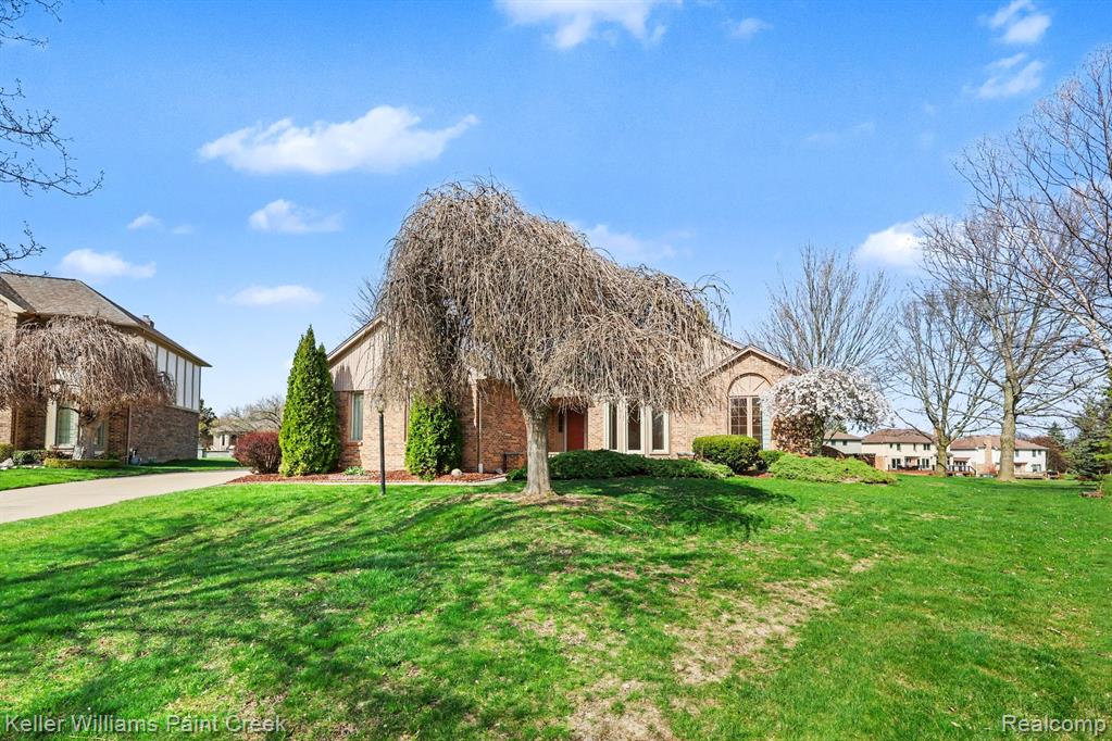 422 Parkland Court, Rochester Hills, MI 48307 — Photo 34