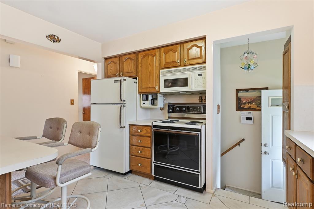 30410 Florence Street, Garden City, MI — Photo 6