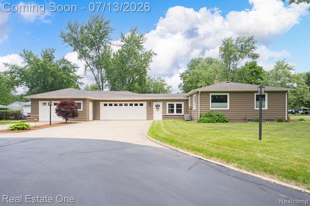 5009 Frankwill Avenue, Clarkston, MI — front exterior
