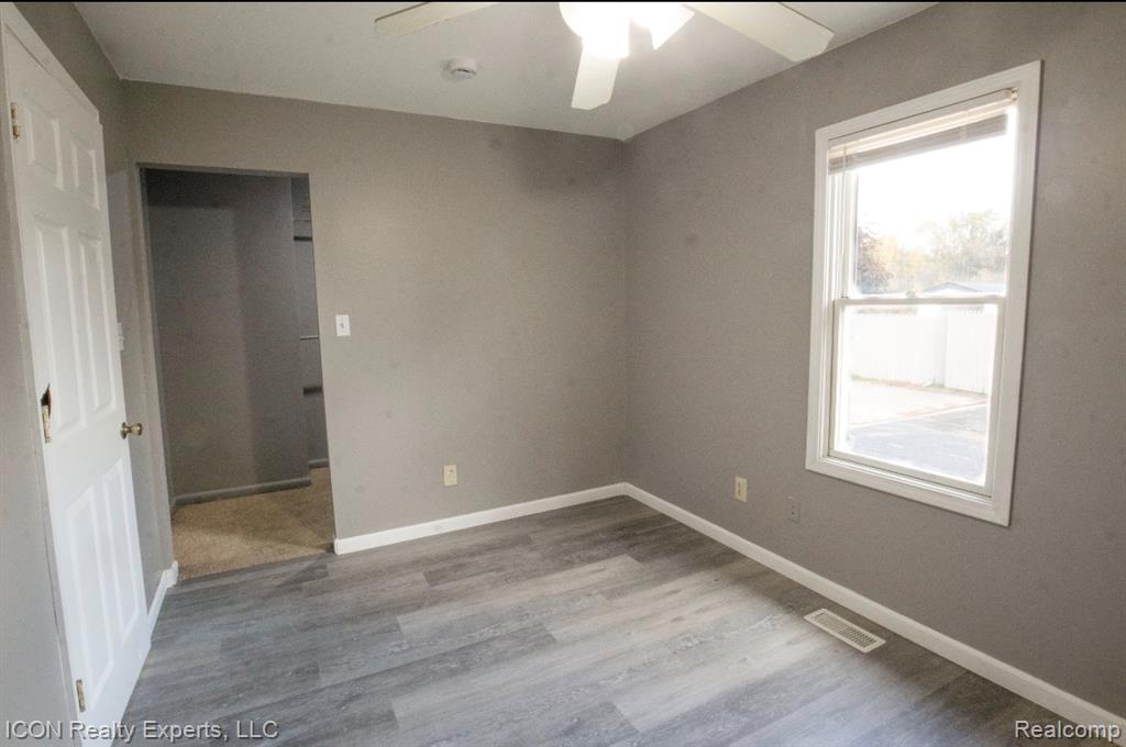 743 Hollister Street, Pontiac, MI 48340 — Photo 19