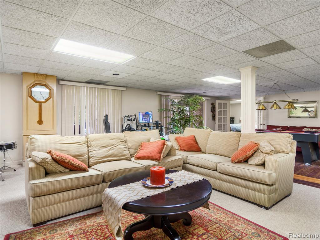 5724 Murfield Drive, Rochester, MI 48306 — Photo 98