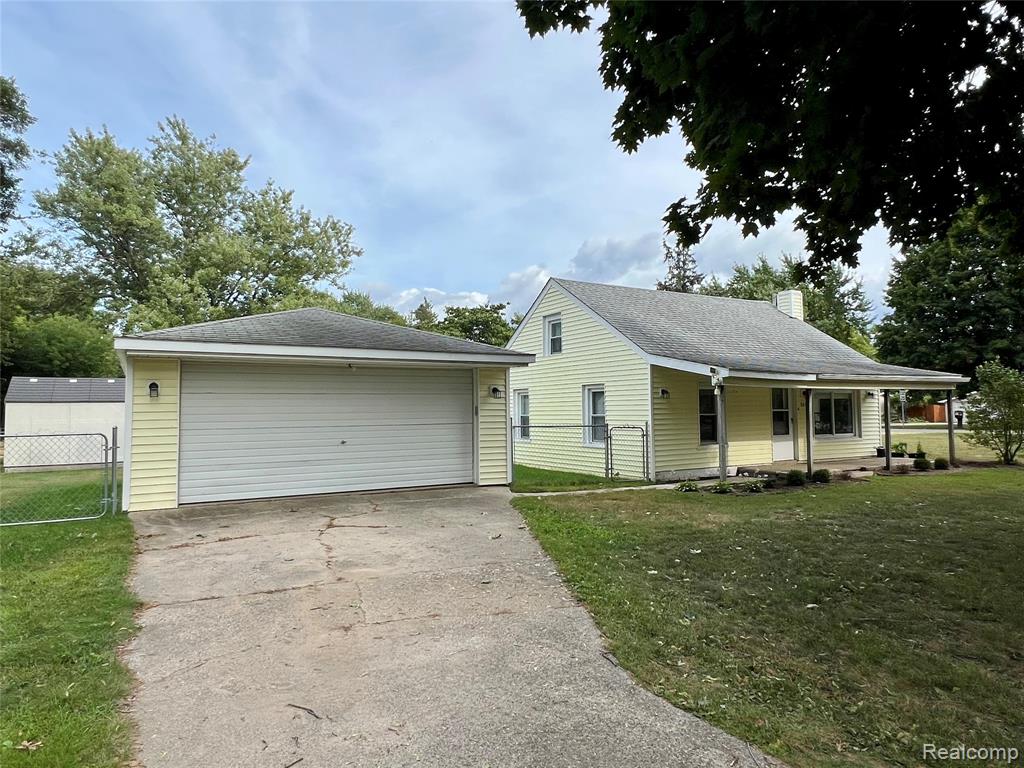 5206 Oak Park Drive, Clarkston, MI — Photo 2