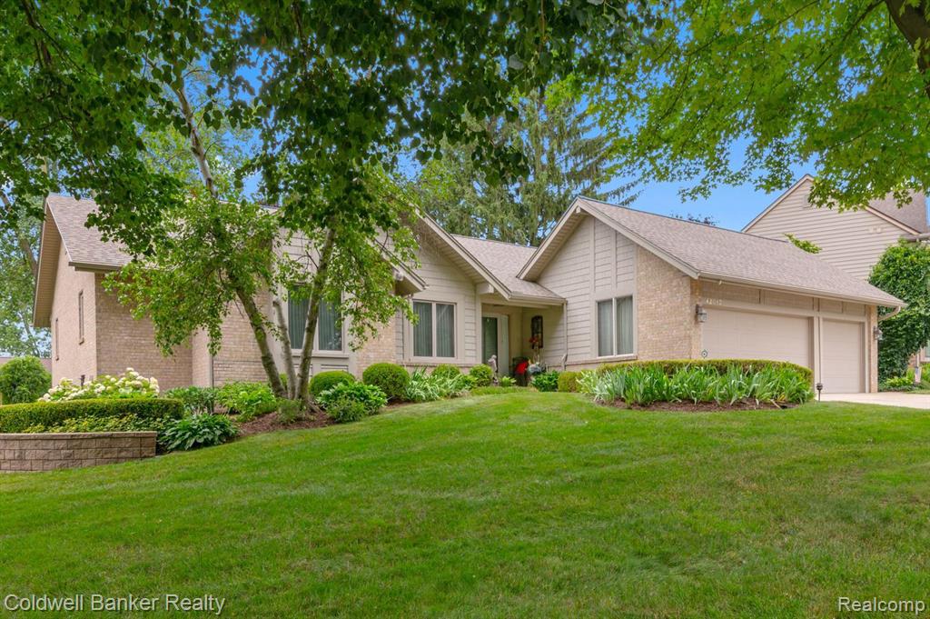 42012 PON MEADOW Drive, Northville, MI 48168 — Photo 40