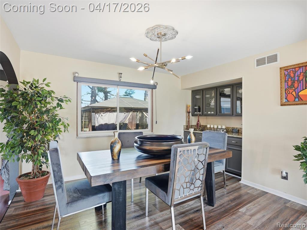 4886 Beacon Hill Drive, Bloomfield Hills, MI 48301 — Photo 13