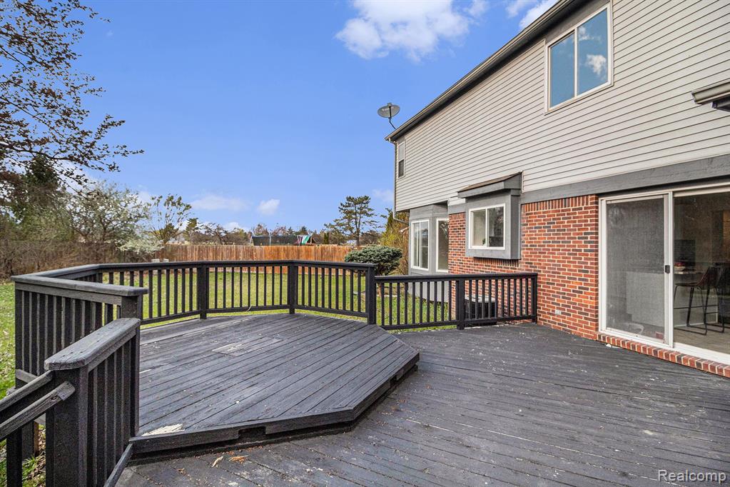 40882 BLUESPRINGS Street E, Canton, MI 48188 — Photo 15
